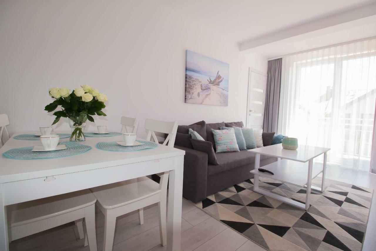 ダルウフコApartament Baltic Koronaアパートメント エクステリア 写真